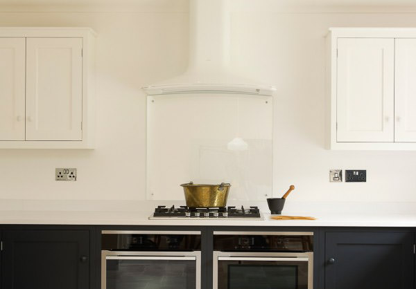 crisp blue and white shaker kitchen