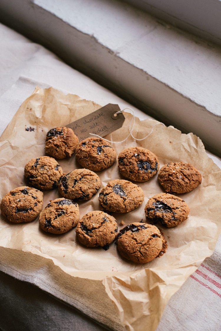 4.Vegan Chocolate Chip Cookie Recipe