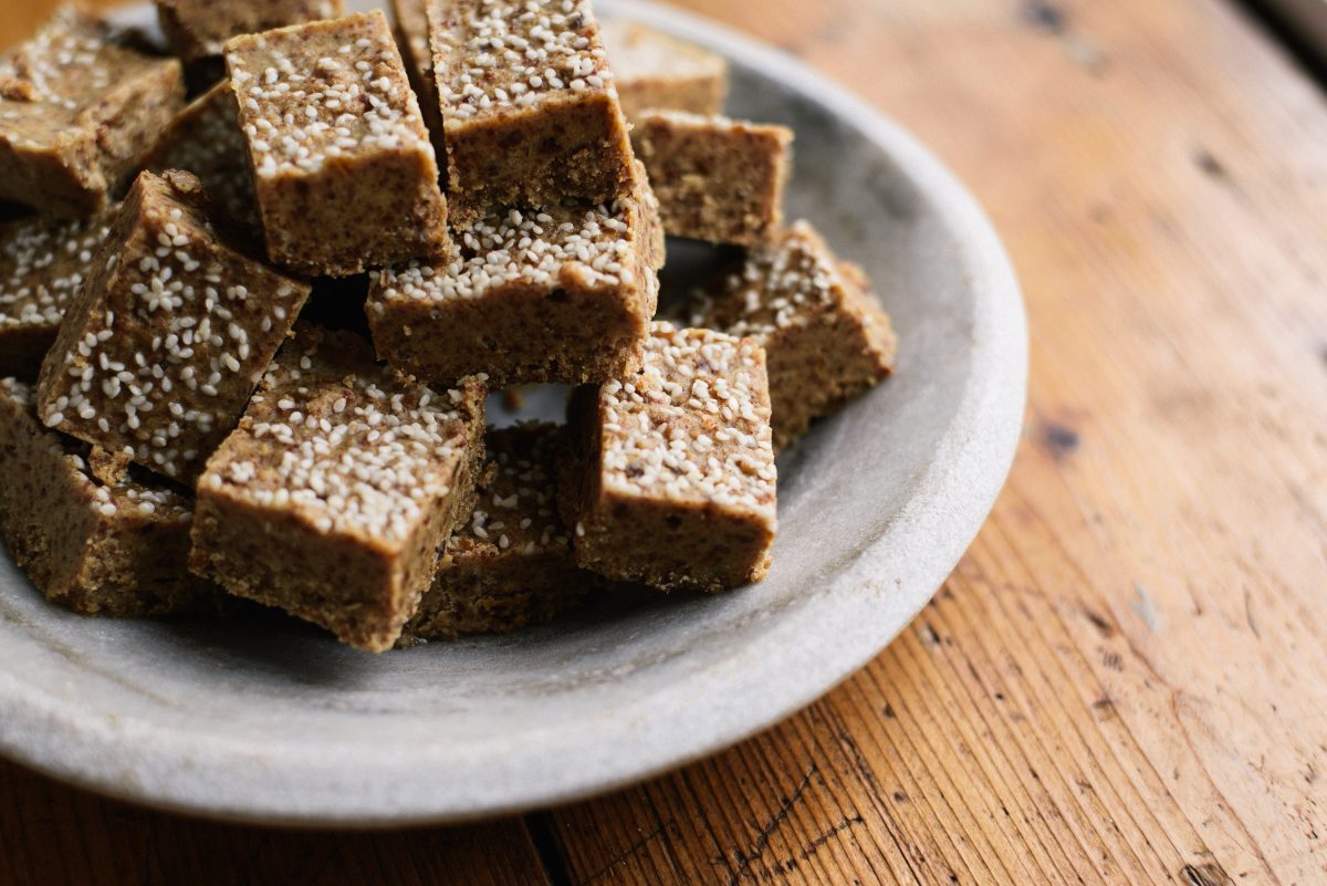 Tahini and Date Fudge-DSC_0637