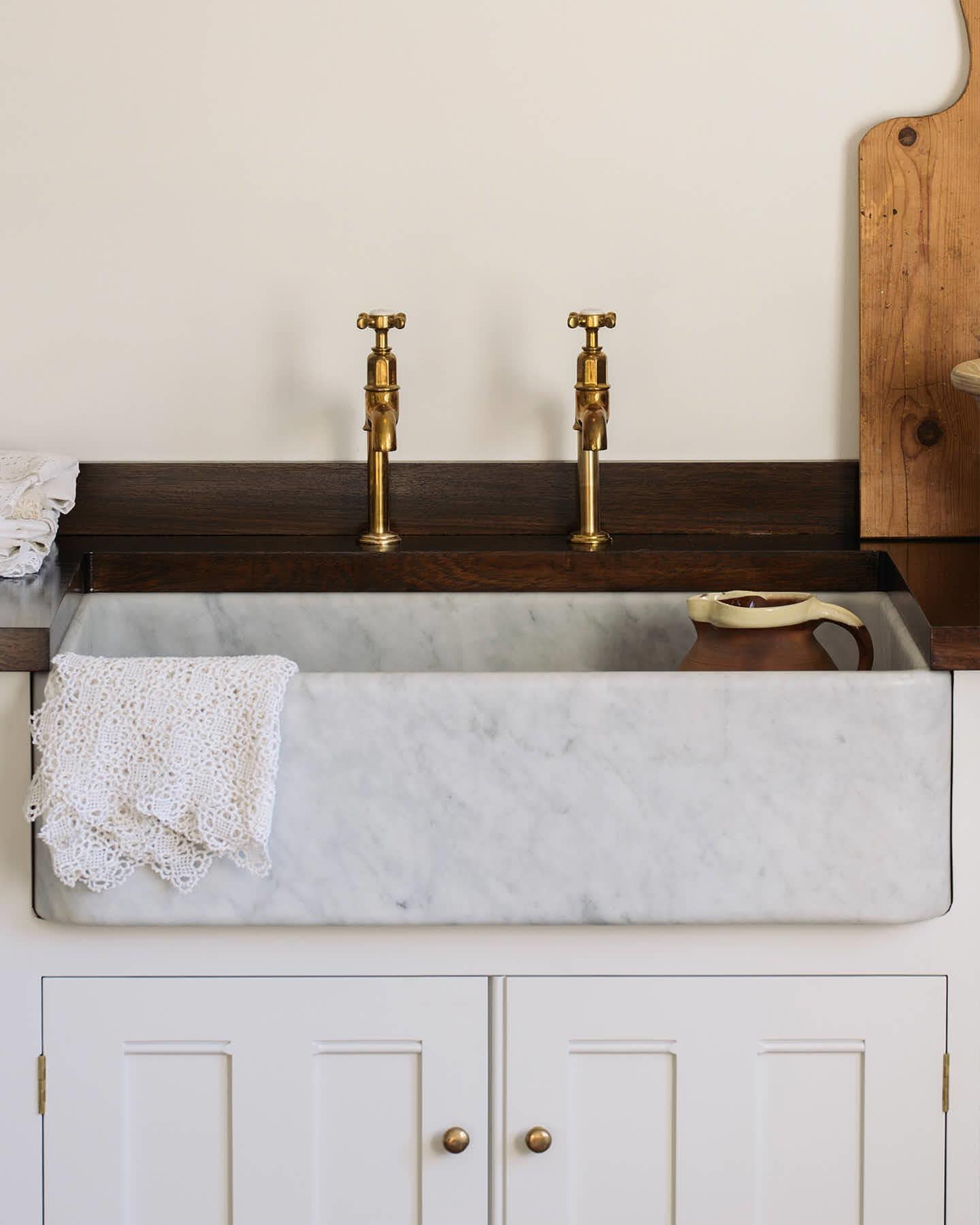 Tuscan Farmhouse Large Single Carrara Marble Sink