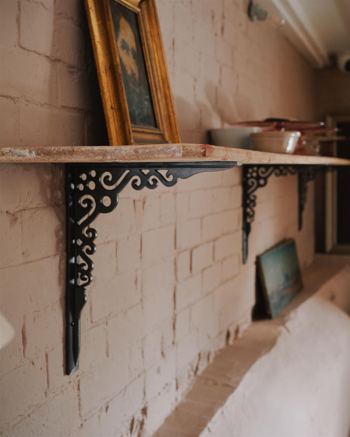 The Scullery Shelf Bracket - Large, Cast Iron