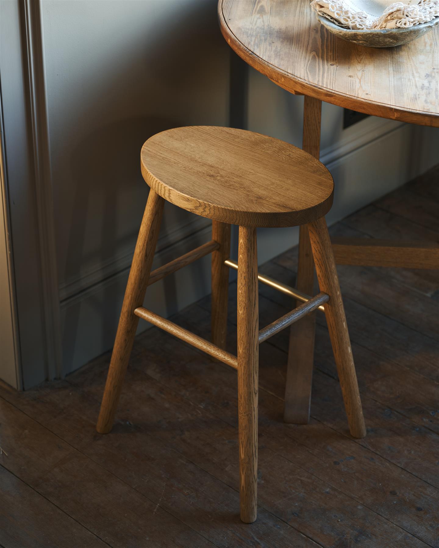 Petite Helen's Stool