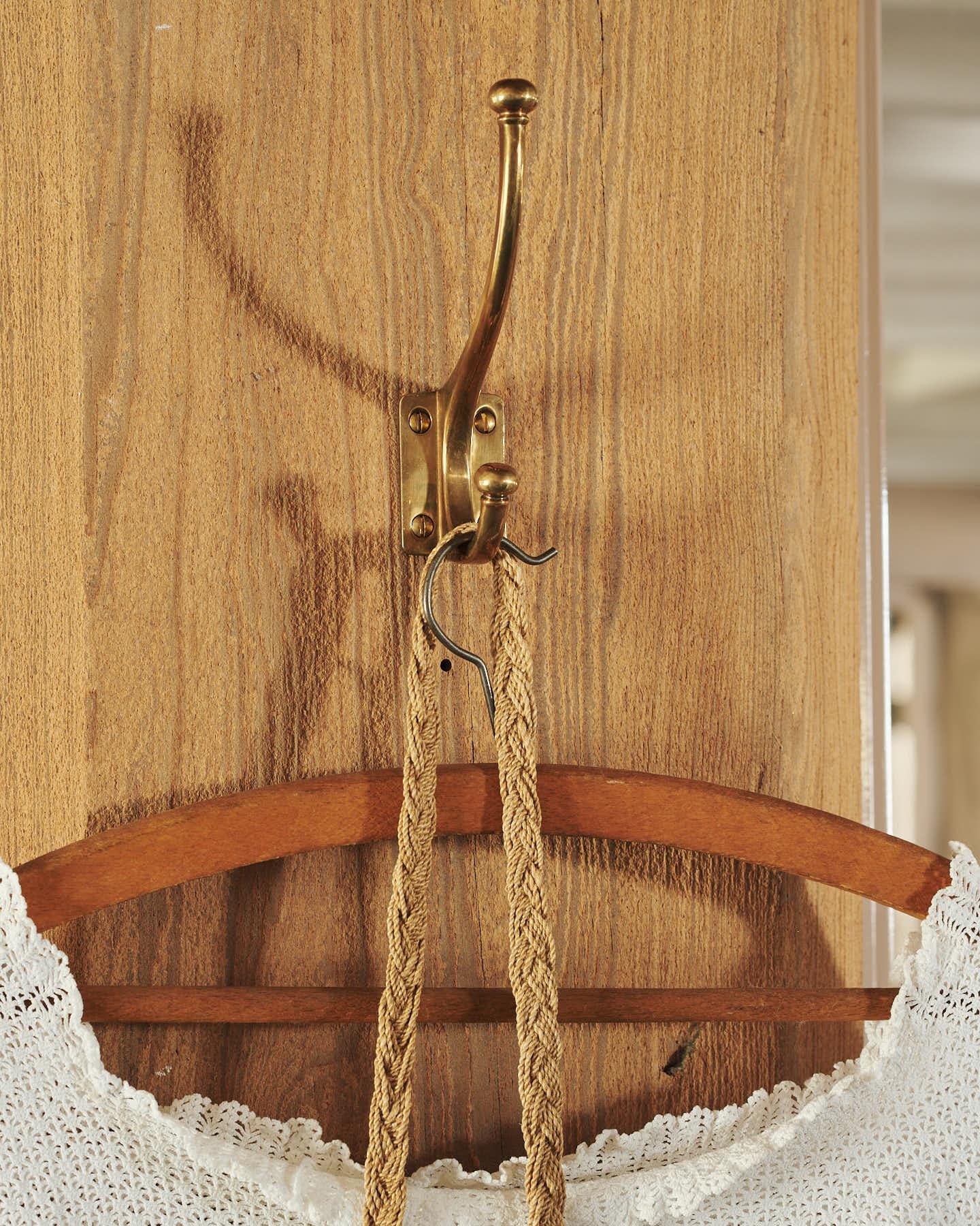 The Edwardian Coat Hook