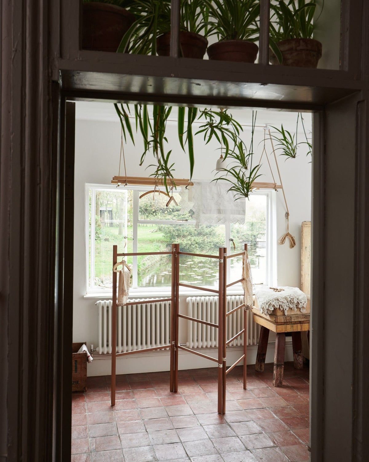 The Clothes Horse TEST
