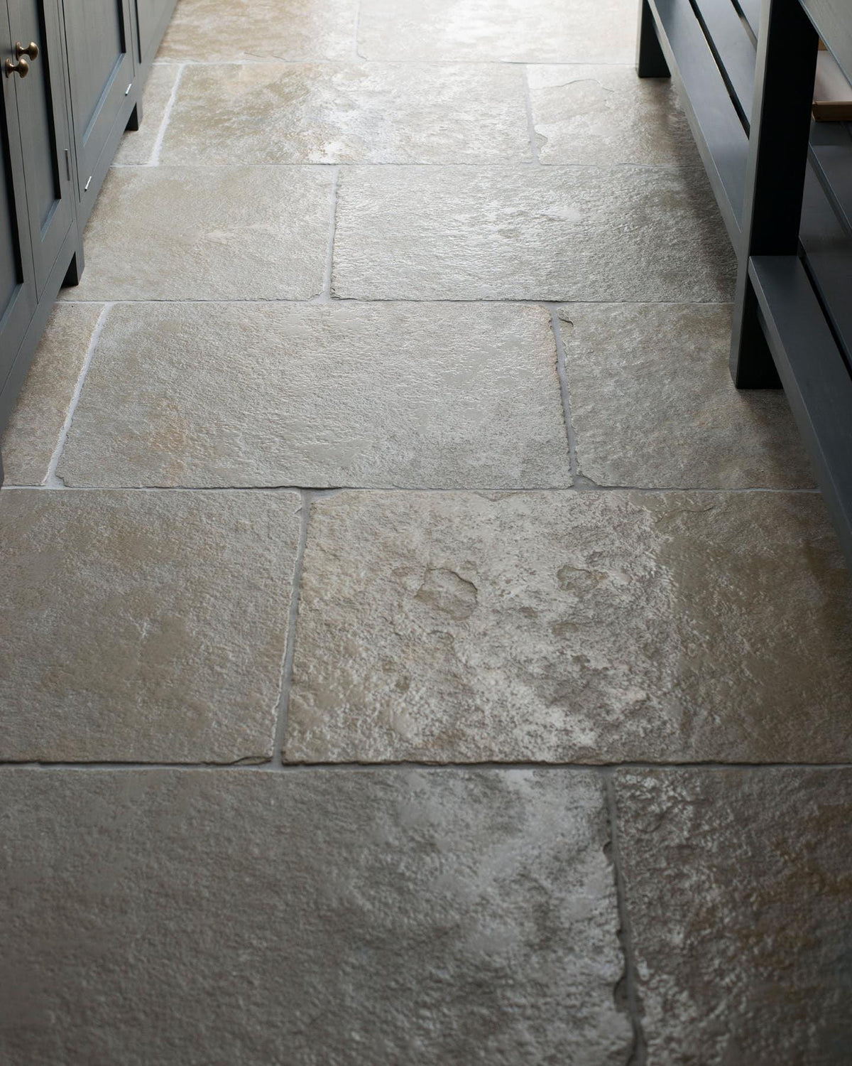 Umbrian Limestone - 22" x free lengths (3/4" thick) TEST