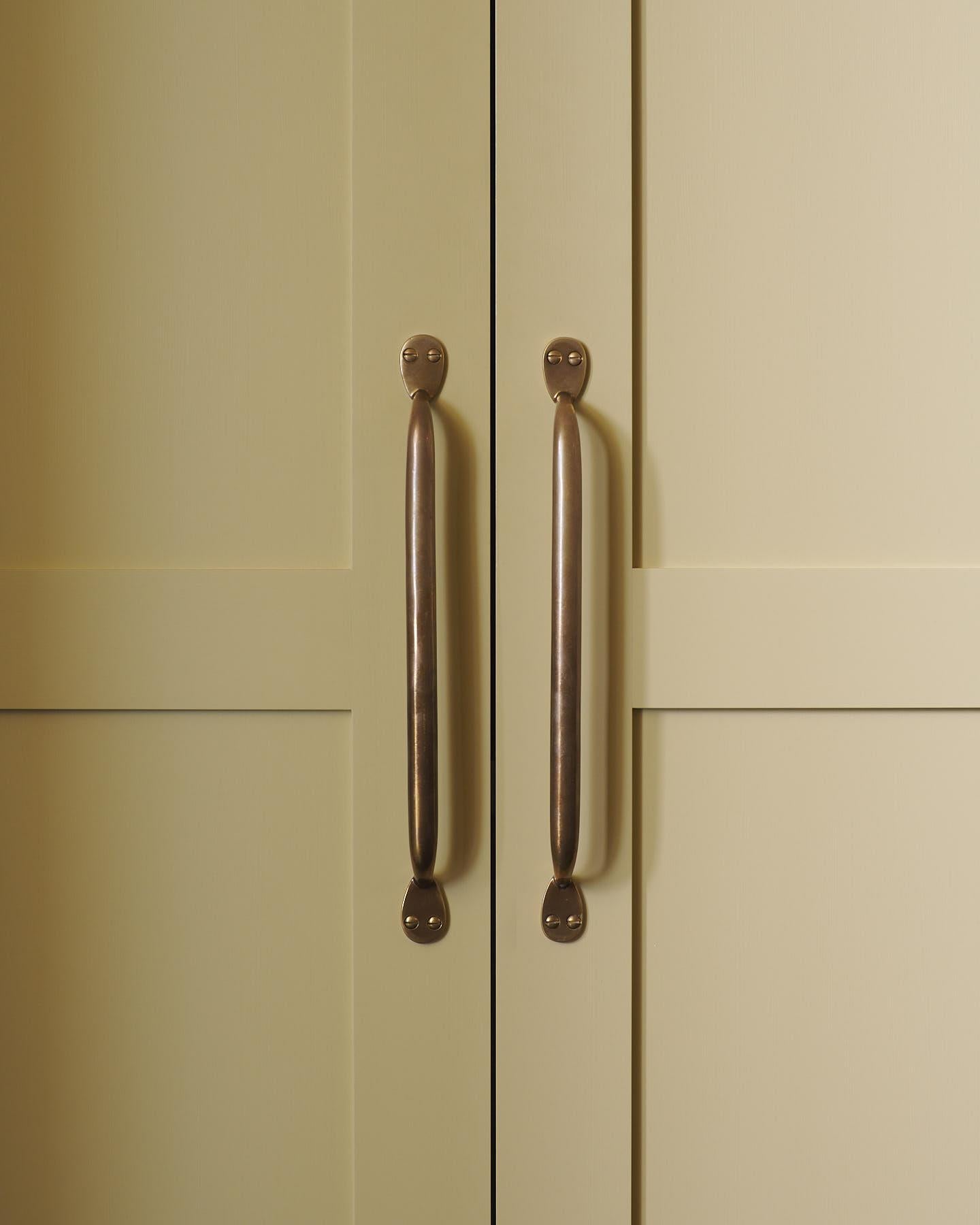 Heirloom Brass Pull Handle - Extra Large