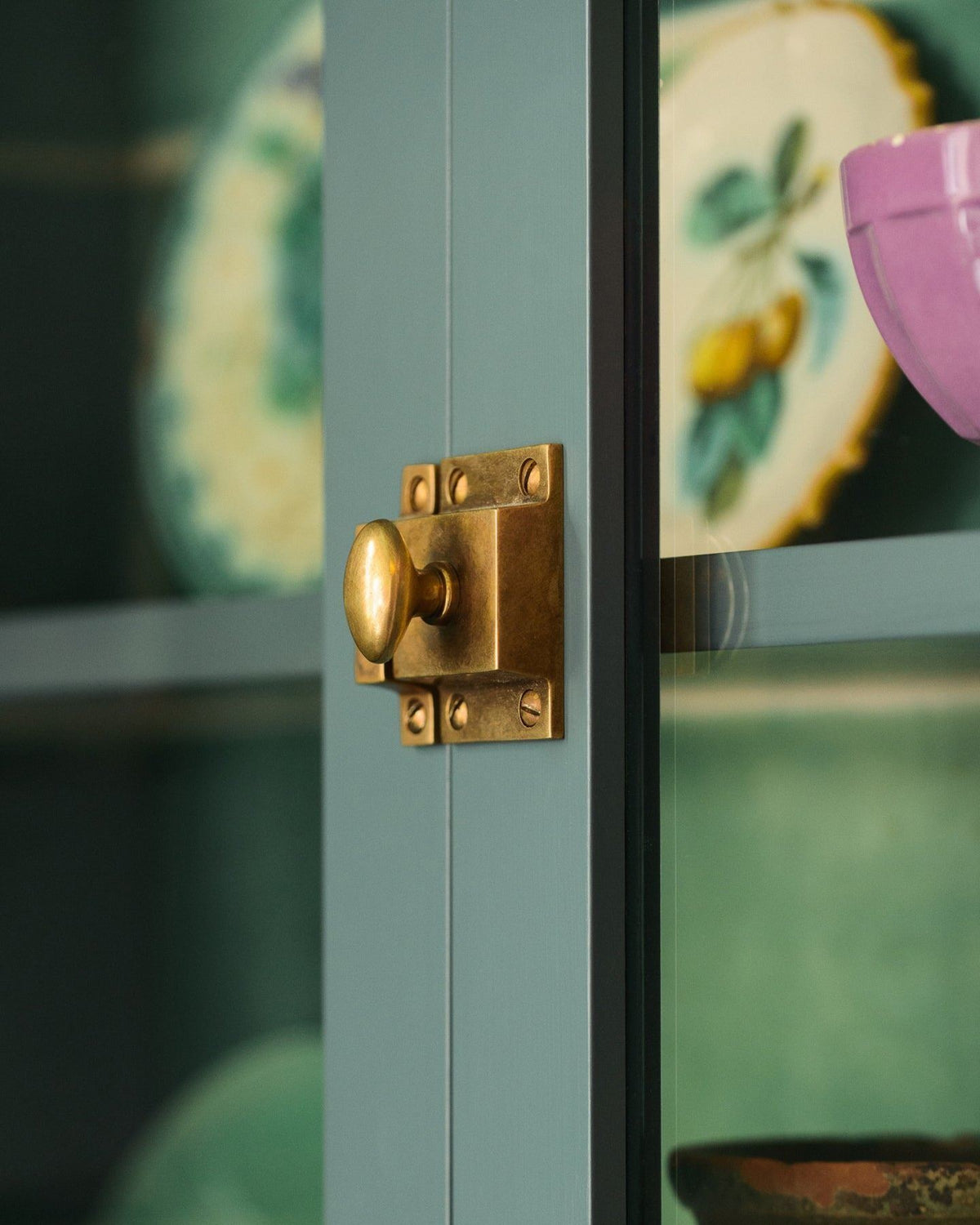 Bella Brass Cupboard Catch TEST