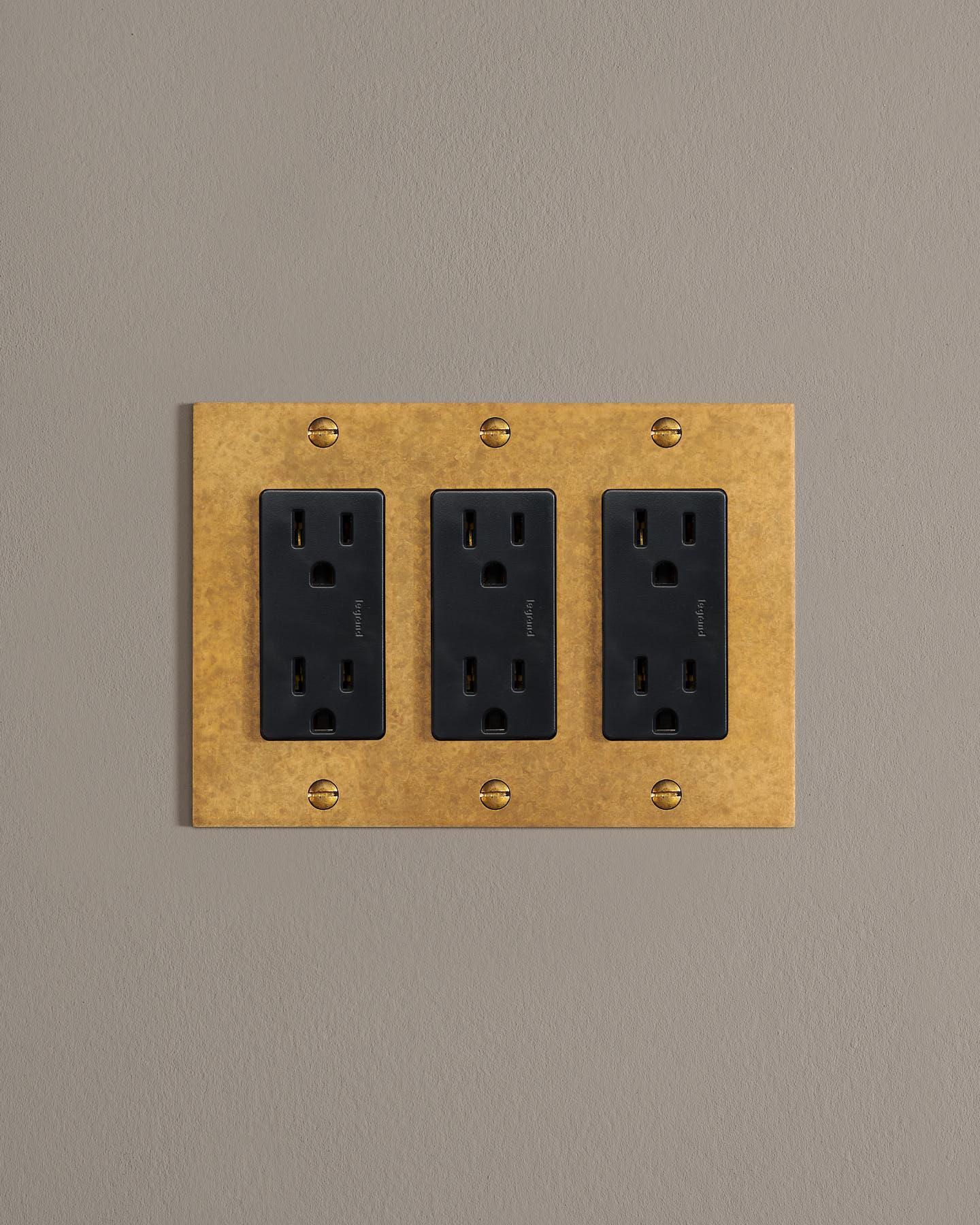 deVOL Aged Brass Decora Plate - 3 Gang