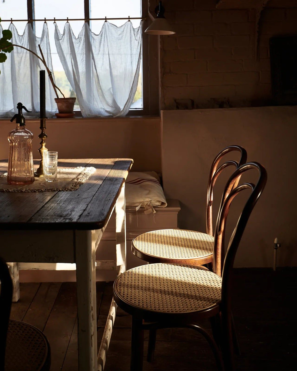 The Bentwood Café Chair TEST