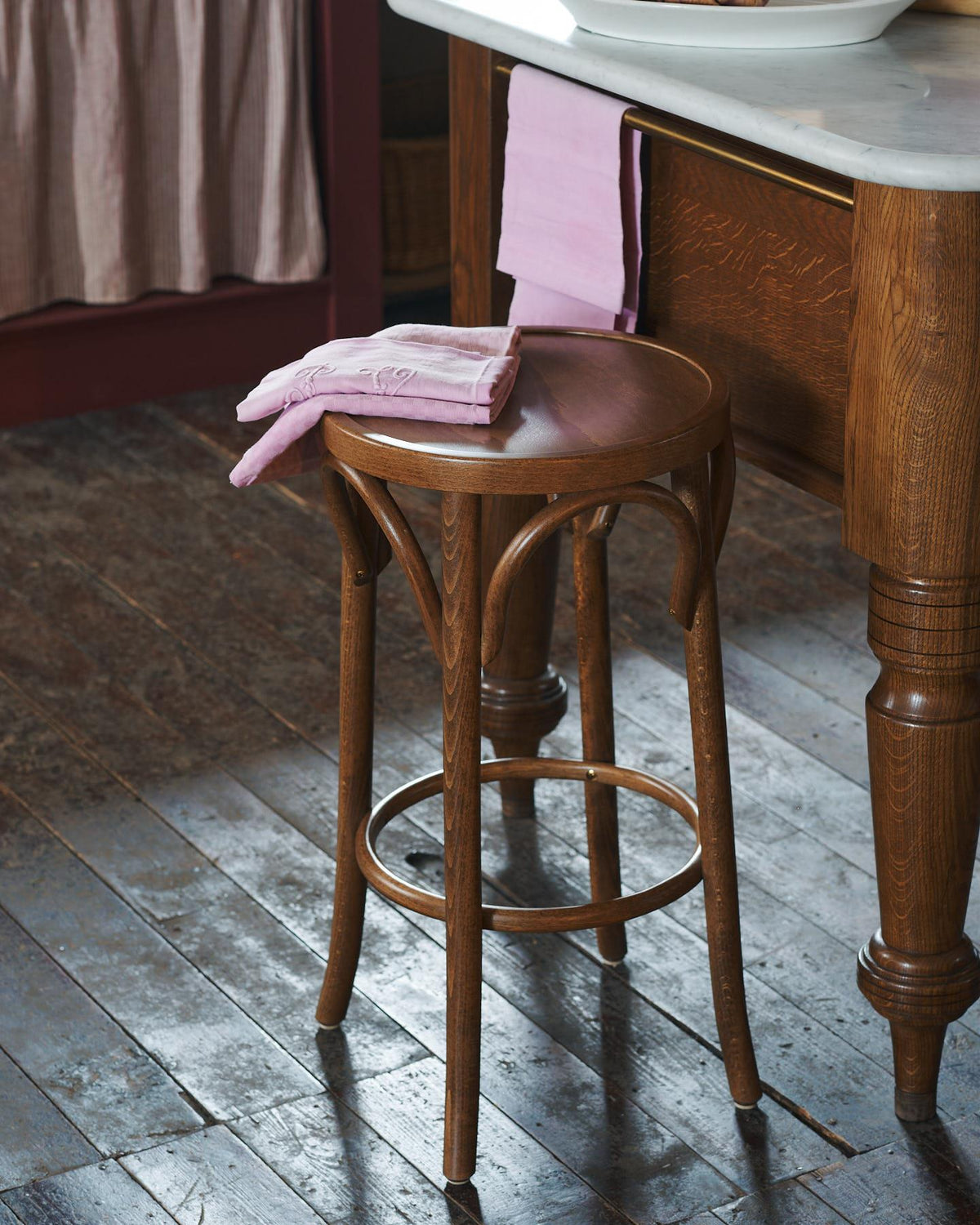 The Classic Bentwood Café Stool TEST