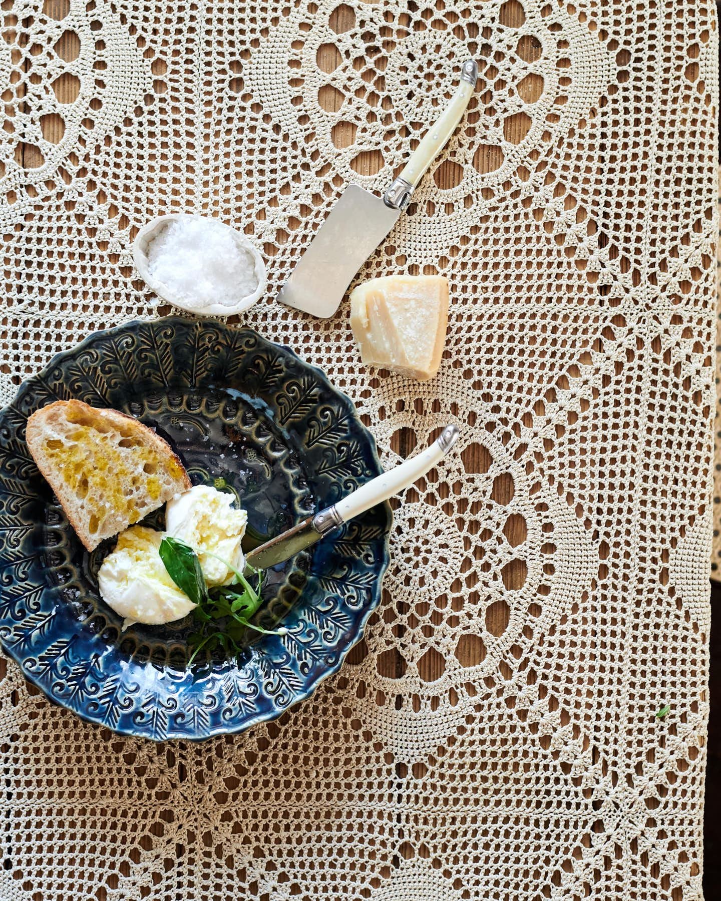 Round Heirloom Platter - Indigo Blue (Second)