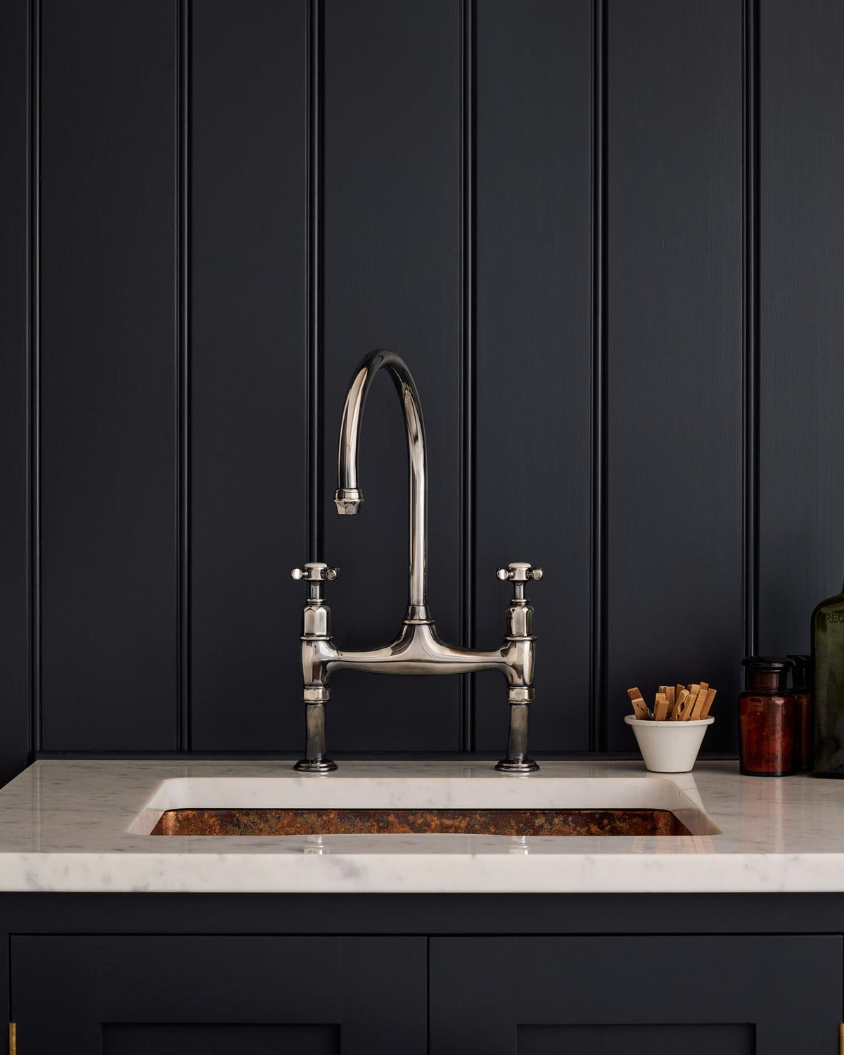 deVOL Antique Silver Ionian Tap TEST