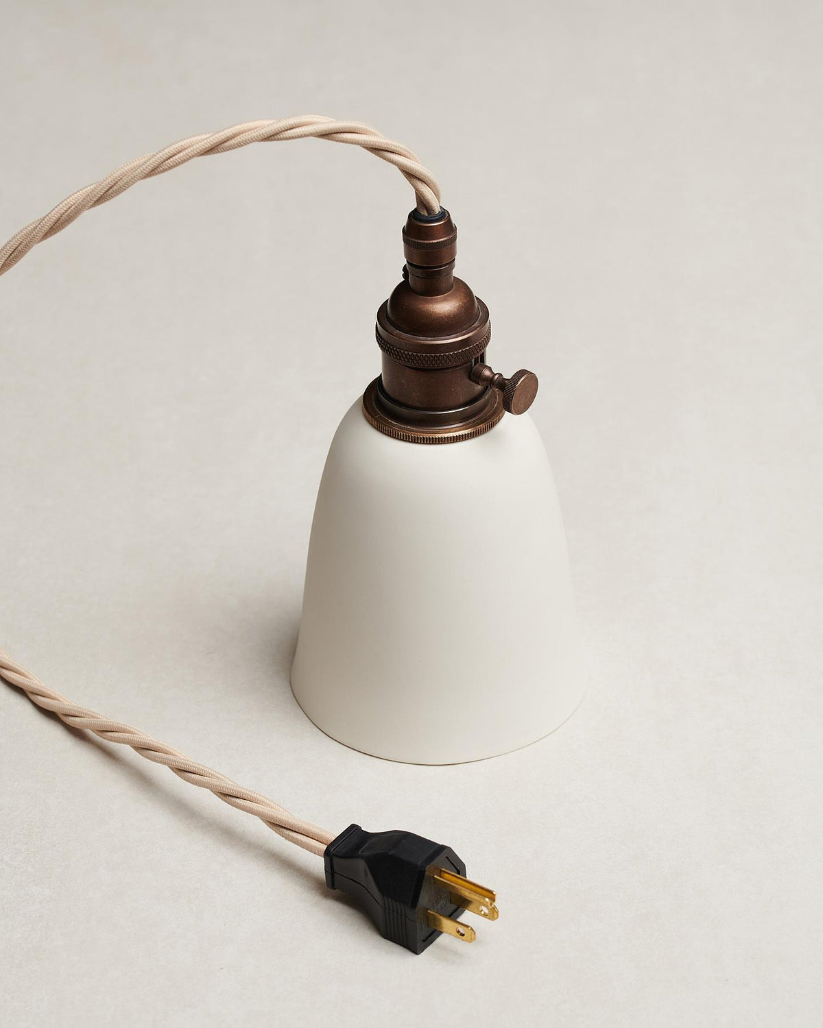 Large Plain Beaker Porcelain Plug-in Light TEST