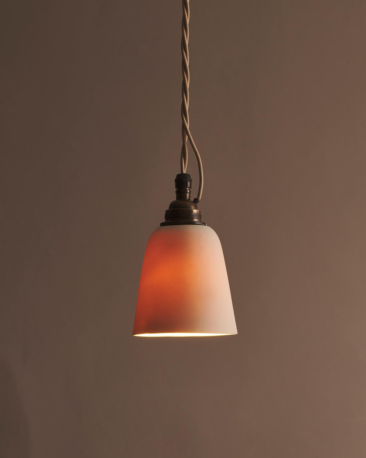 Large Plain Beaker Porcelain Pendant Light TEST
