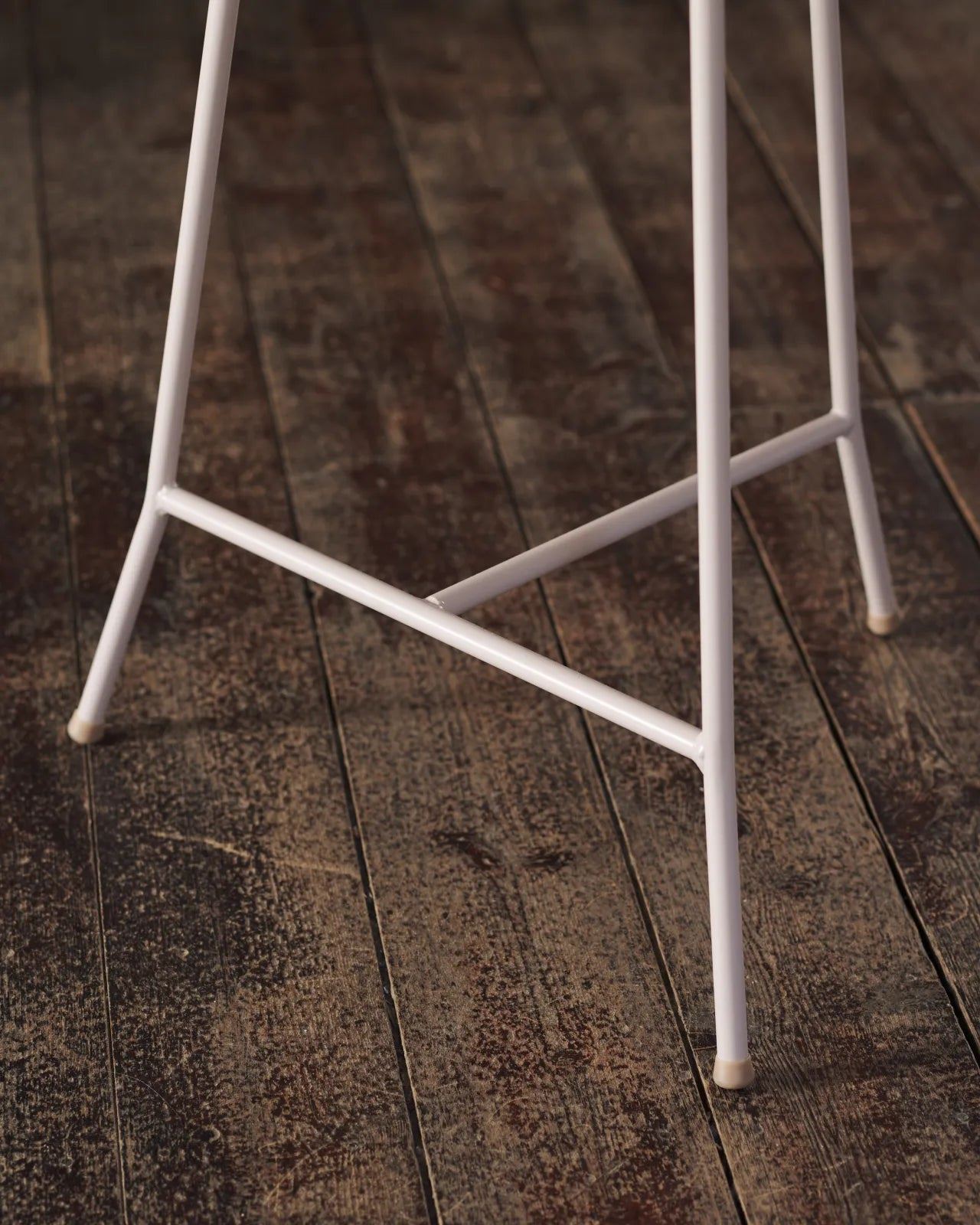 The Creedy Stool - Limed Oak with Plasterer's Pink Frame