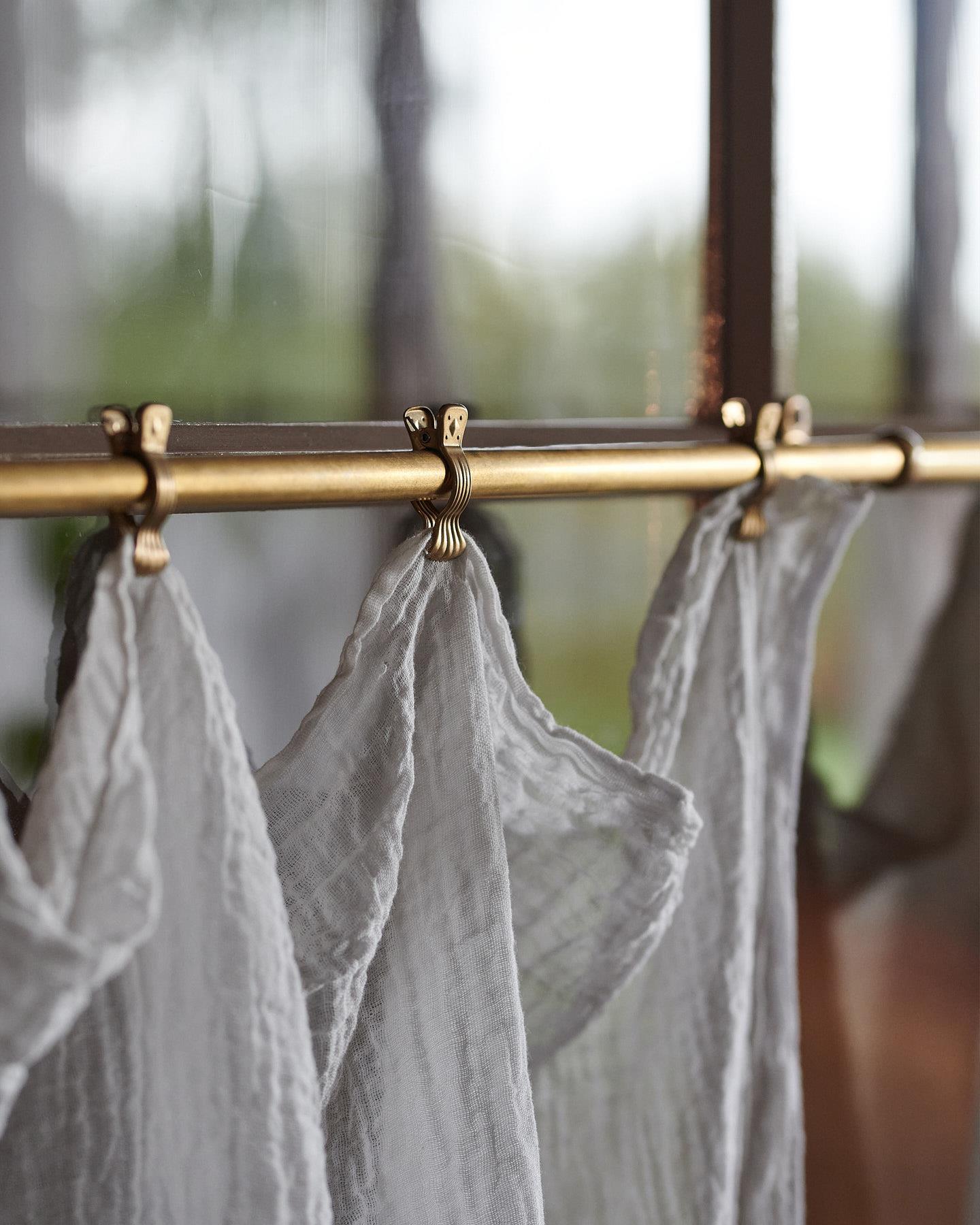 Aged Brass Café Curtain Rail - 3ft rail with 3 brackets & 12 clips