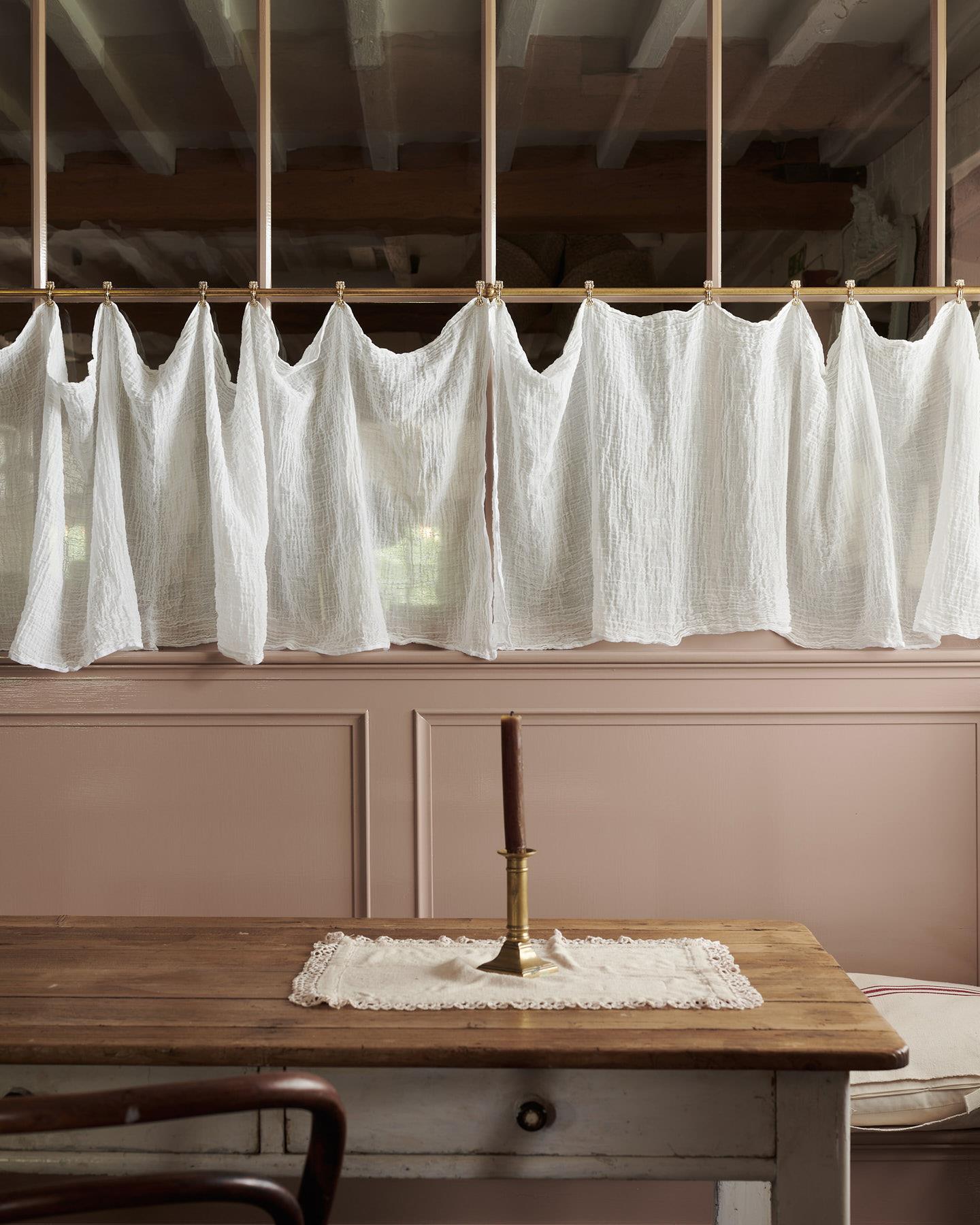Aged Brass Café Curtain Rail - 3ft rail with 3 brackets & 12 clips