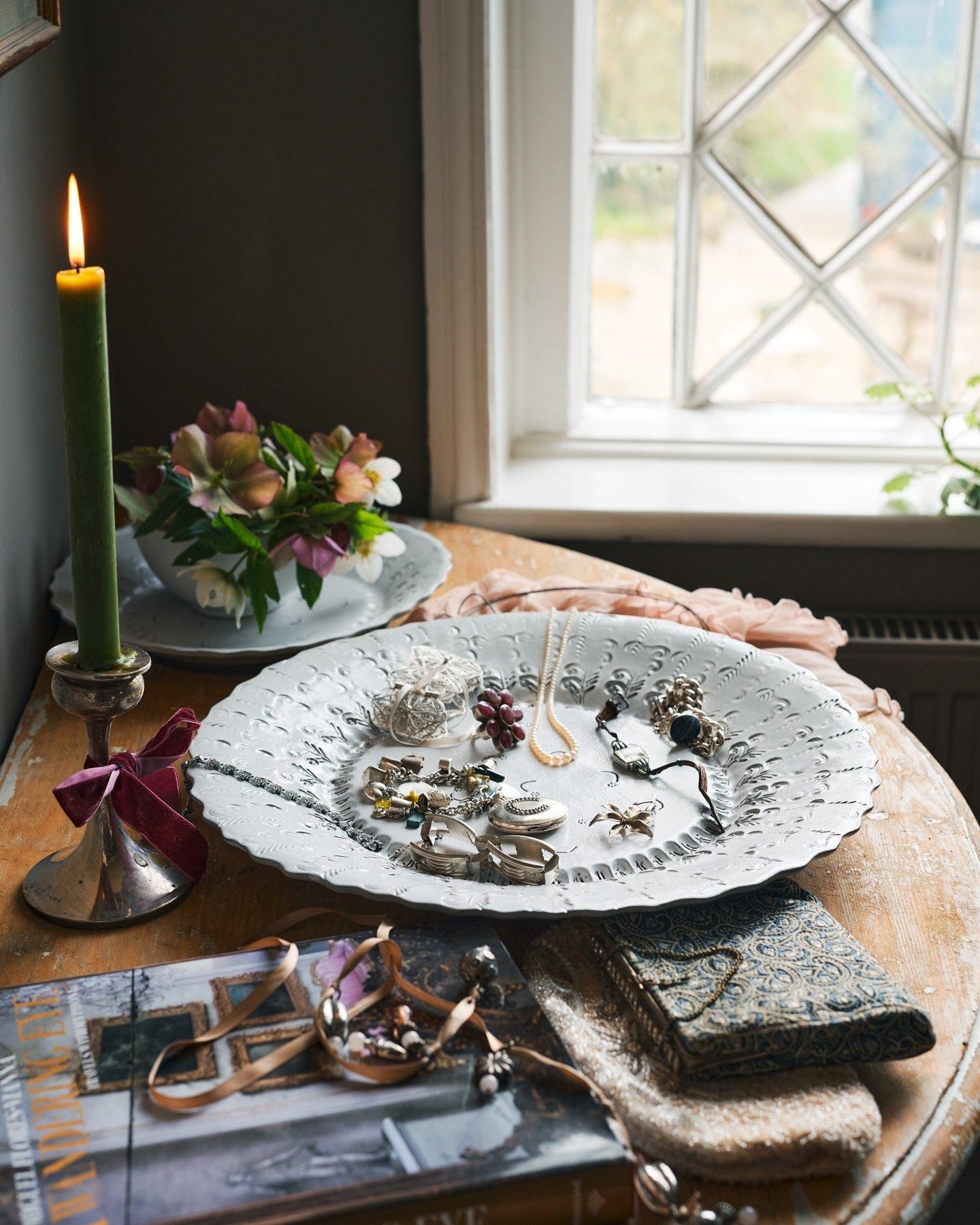 Grand Heirloom Platter - Antique White