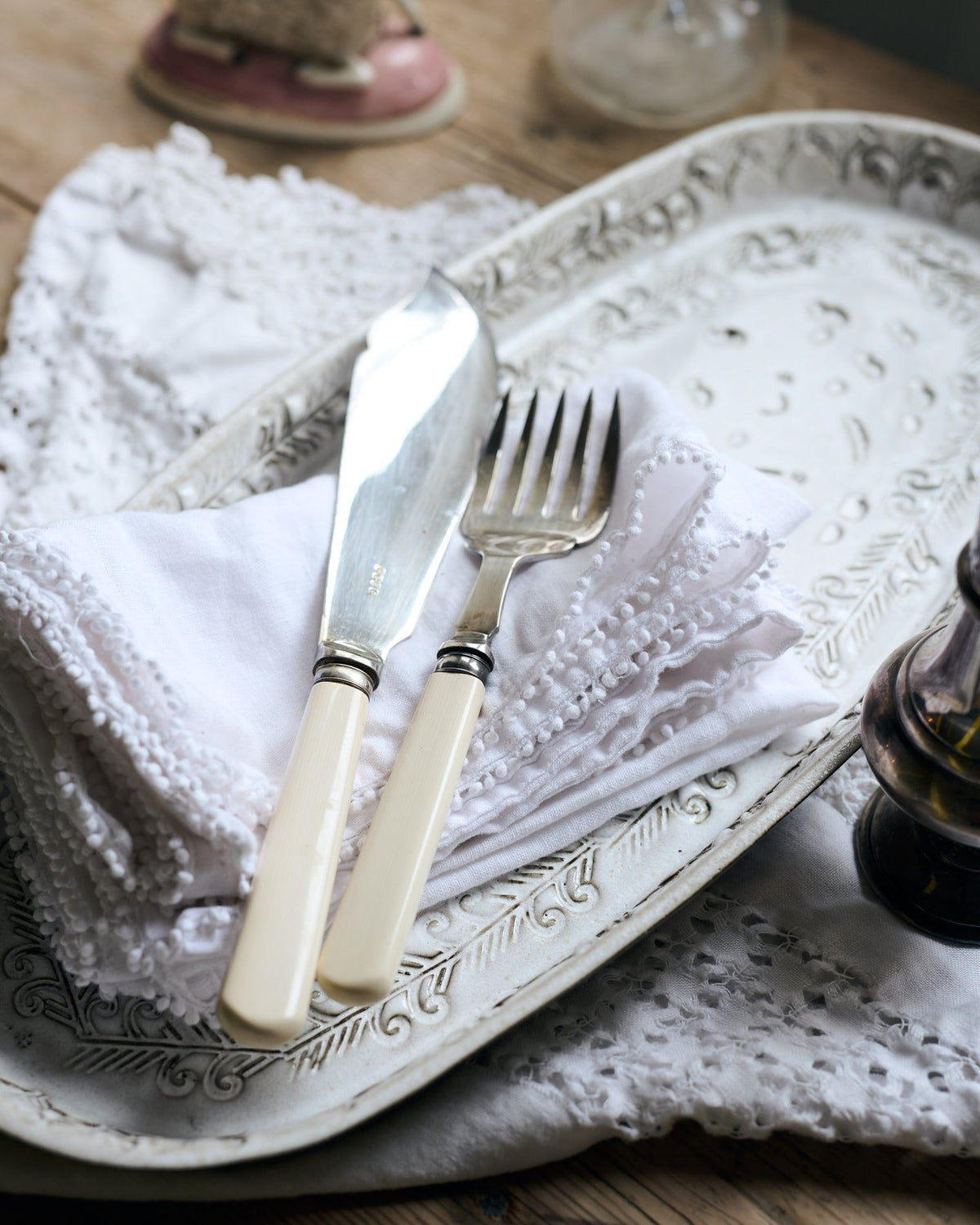 Oval Heirloom Platter - Antique White (Second) TEST