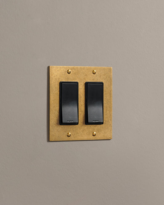 deVOL Aged Brass Rocker Switch - 2 Gang