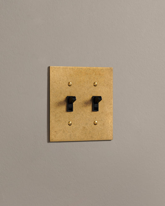 deVOL Aged Brass Toggle Switch - 2 Gang