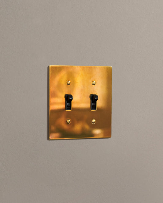 deVOL Heirloom Brass Toggle Switch - 2 Gang