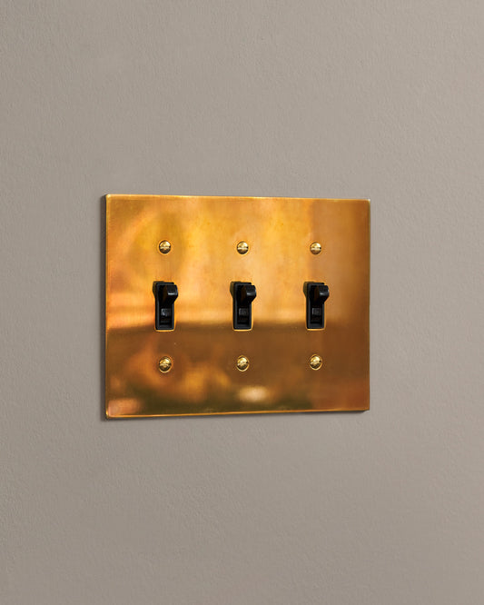 deVOL Heirloom Brass Toggle Switch - 3 Gang