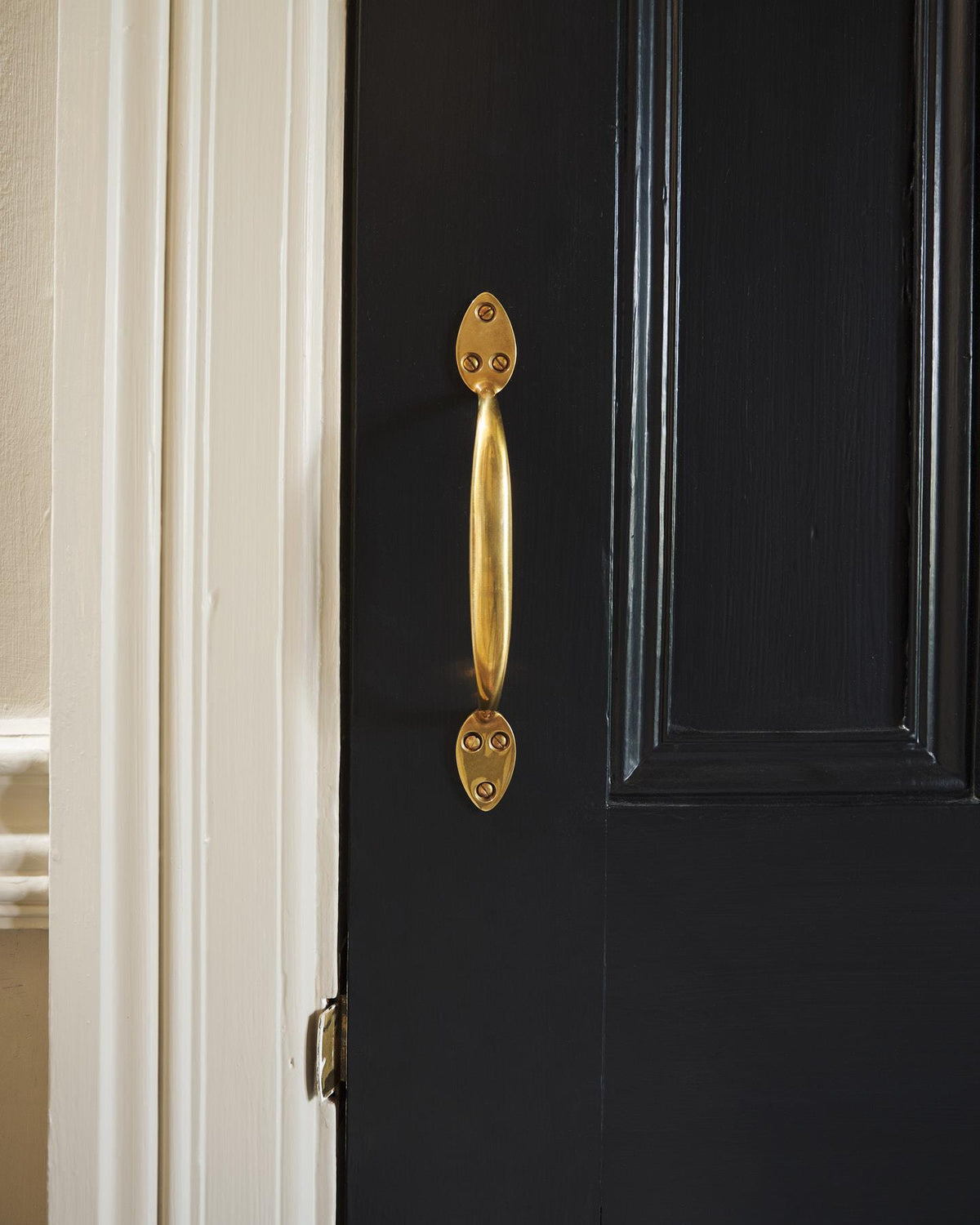 The Grand Elodie Pull Handle TEST