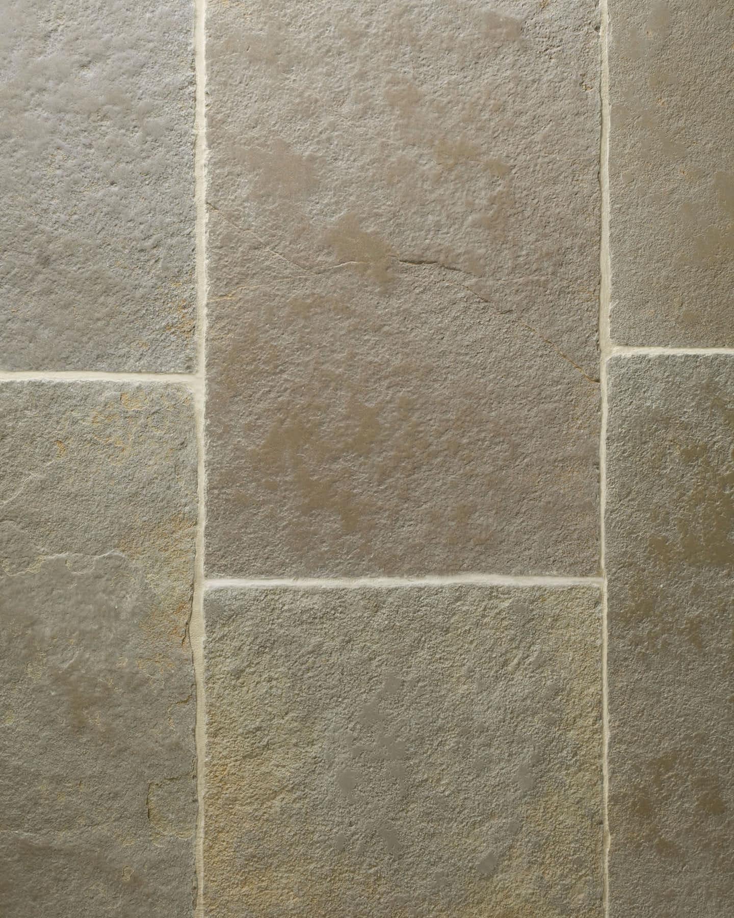 Umbrian Limestone - 22" x free lengths (3/4" thick)