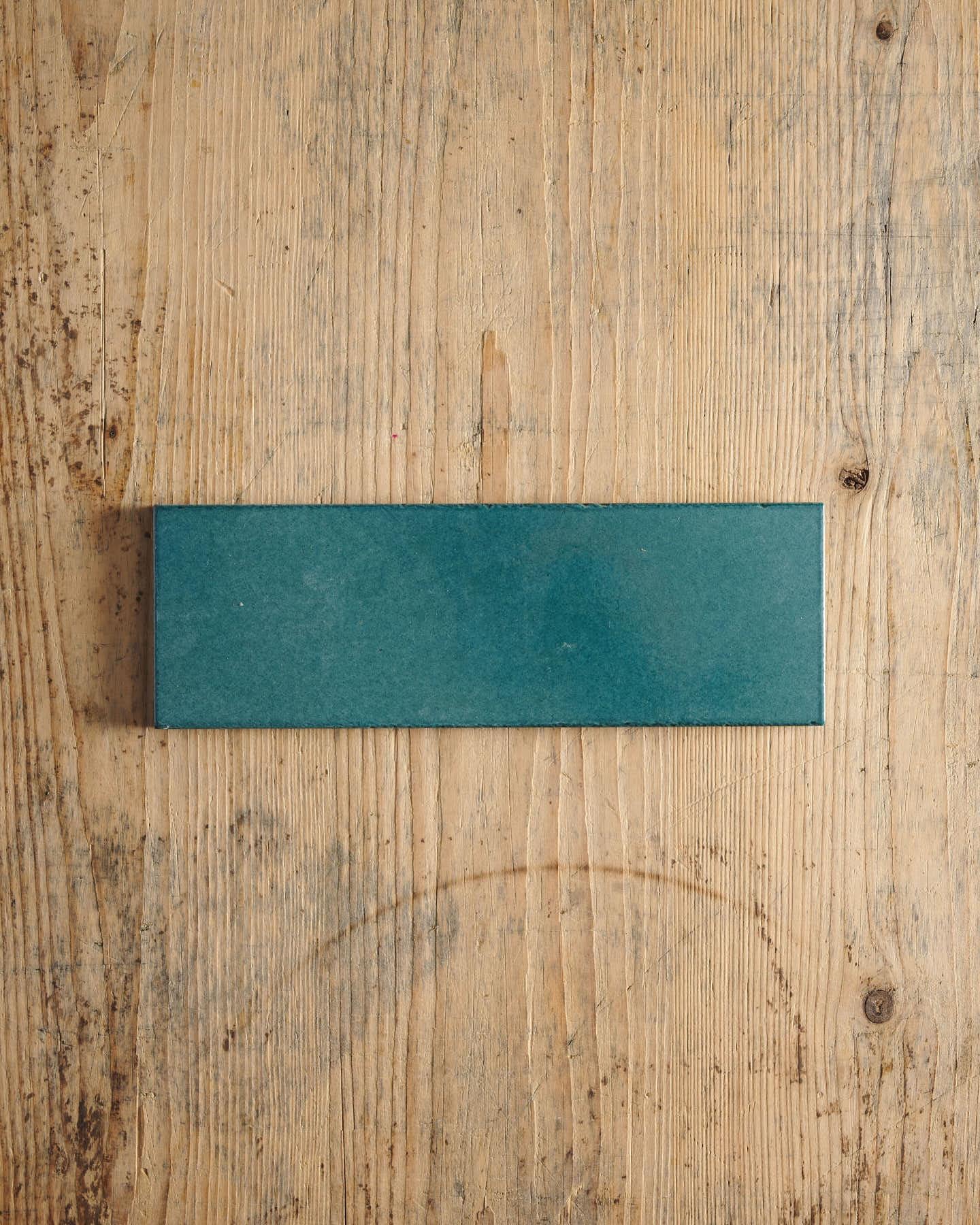 Vintage Teal Lace Market Tiles - Plain Long Metro