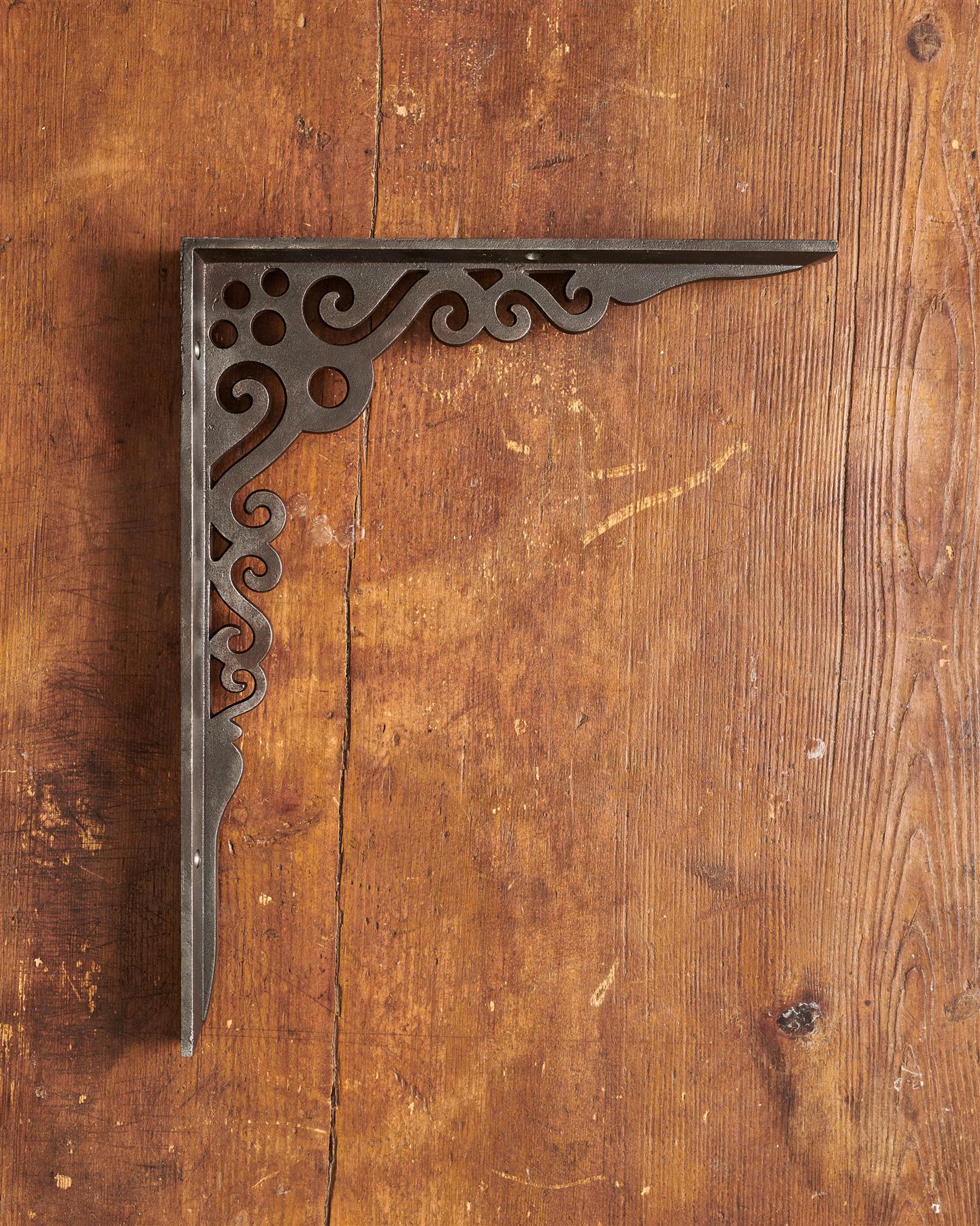 The Scullery Shelf Bracket - Large, Cast Iron