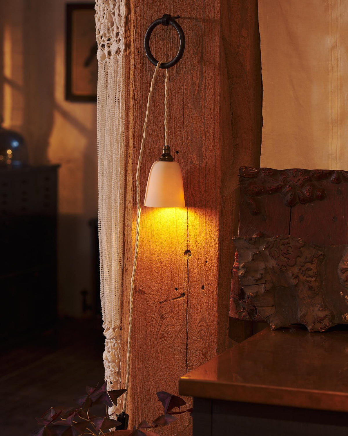 Large Plain Beaker Porcelain Plug-in Light TEST