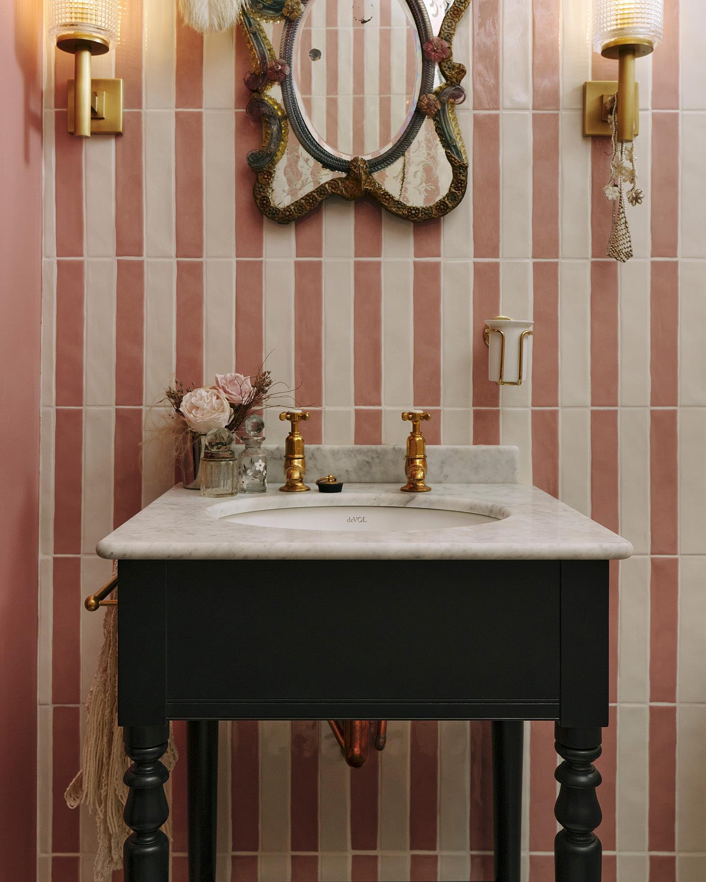 The Victorian Washstand with Pillar Taps - Small, Printer's Black, No Worktop