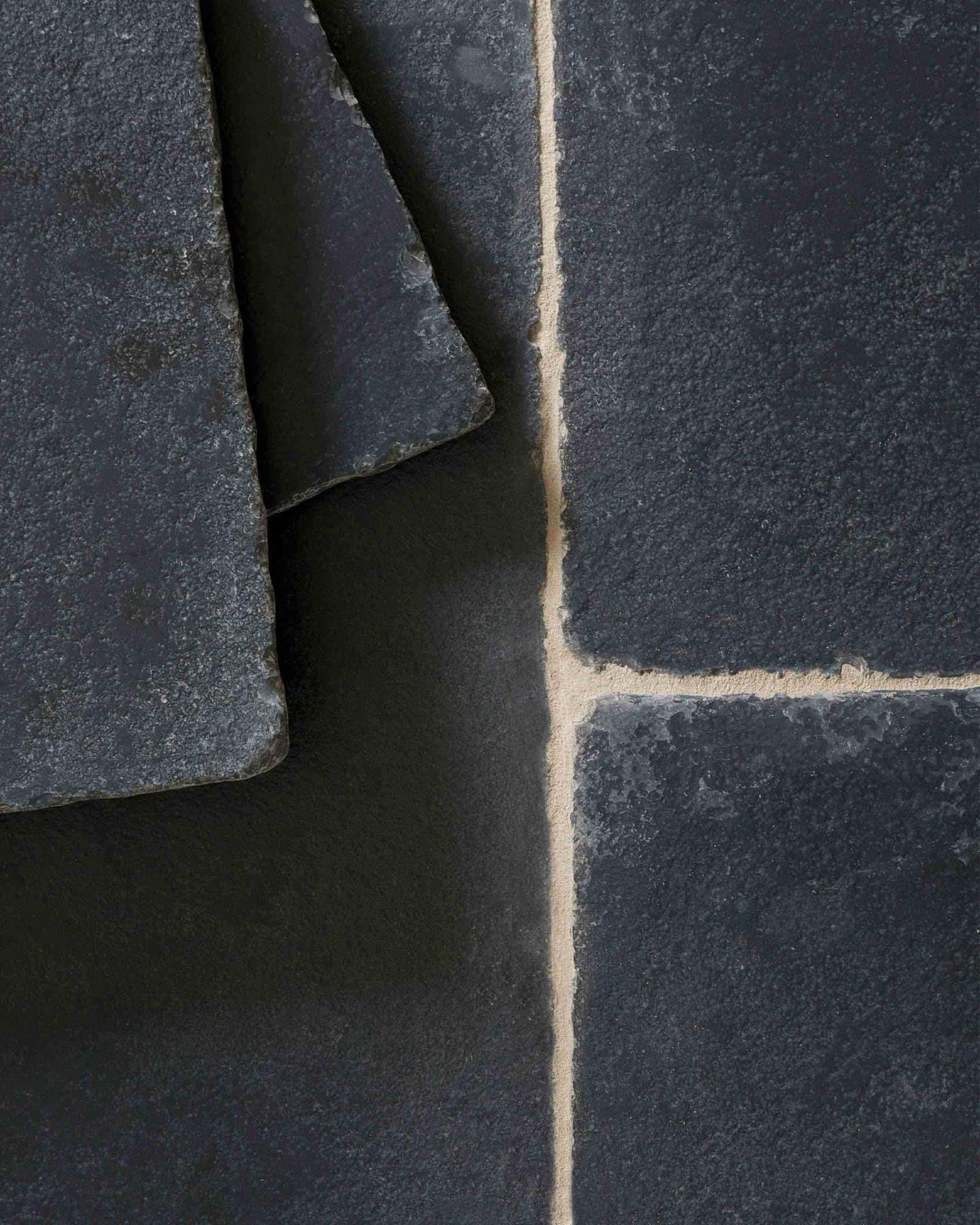 Brushed Charcoal Limestone - Sample Tile