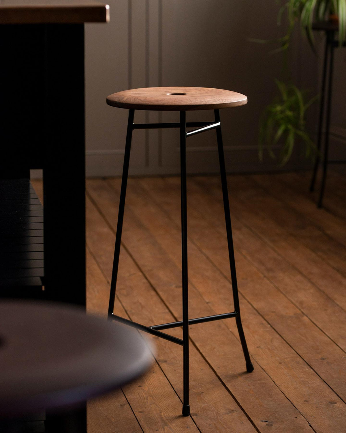 The Creedy Stool - Natural Walnut with Charcoal Black Frame TEST
