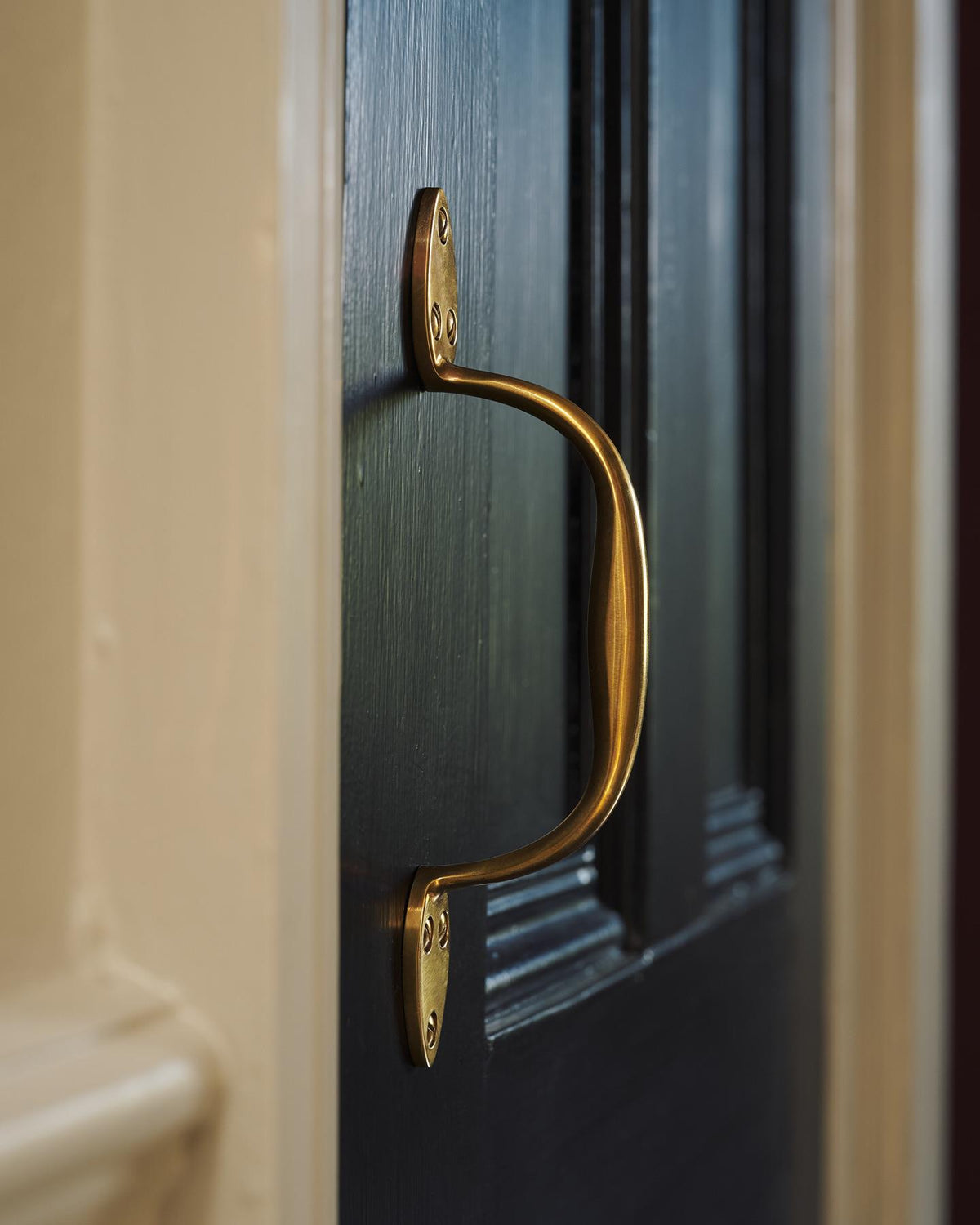 The Elodie Pull Handle TEST