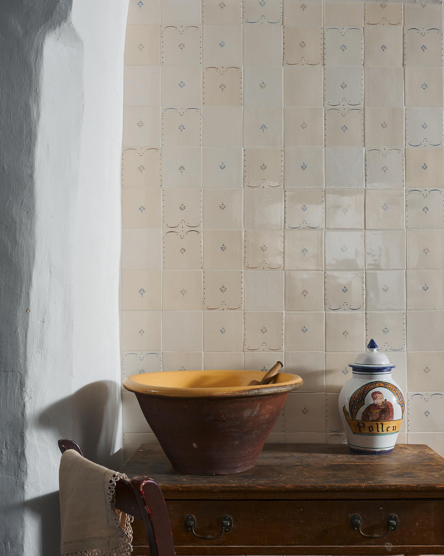 Ditsy Delft Tile - Delft in Blue