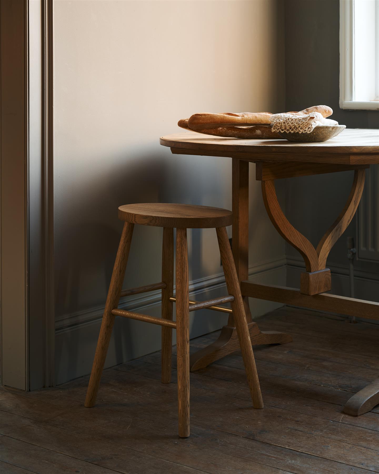 Petite Helen's Stool