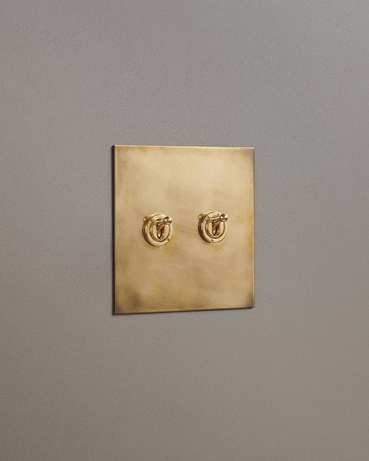 F&L Aged Brass Toggle Switch - 2 Gang