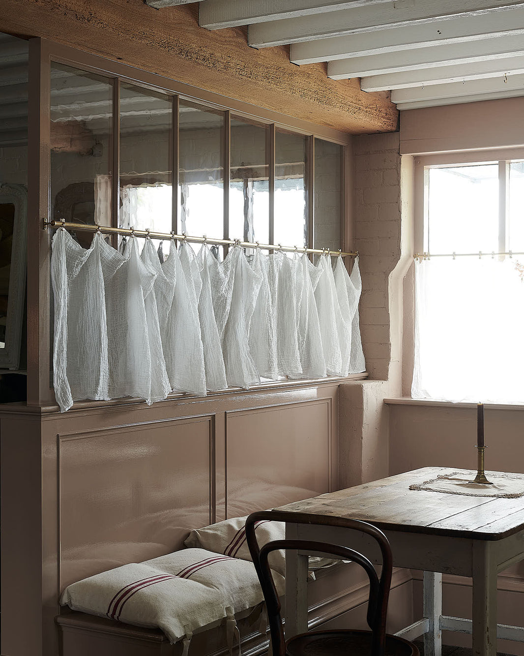 Aged Brass Café Curtain Rail - 2ft rail with 2 brackets & 8 clips ...