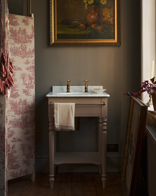 The Small Victorian Washstand