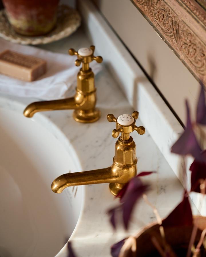 deVOL Aged Brass Basin Pillar Taps