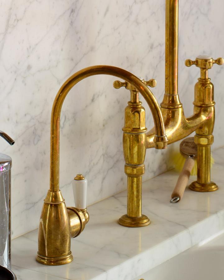 deVOL Aged Brass Filter Tap