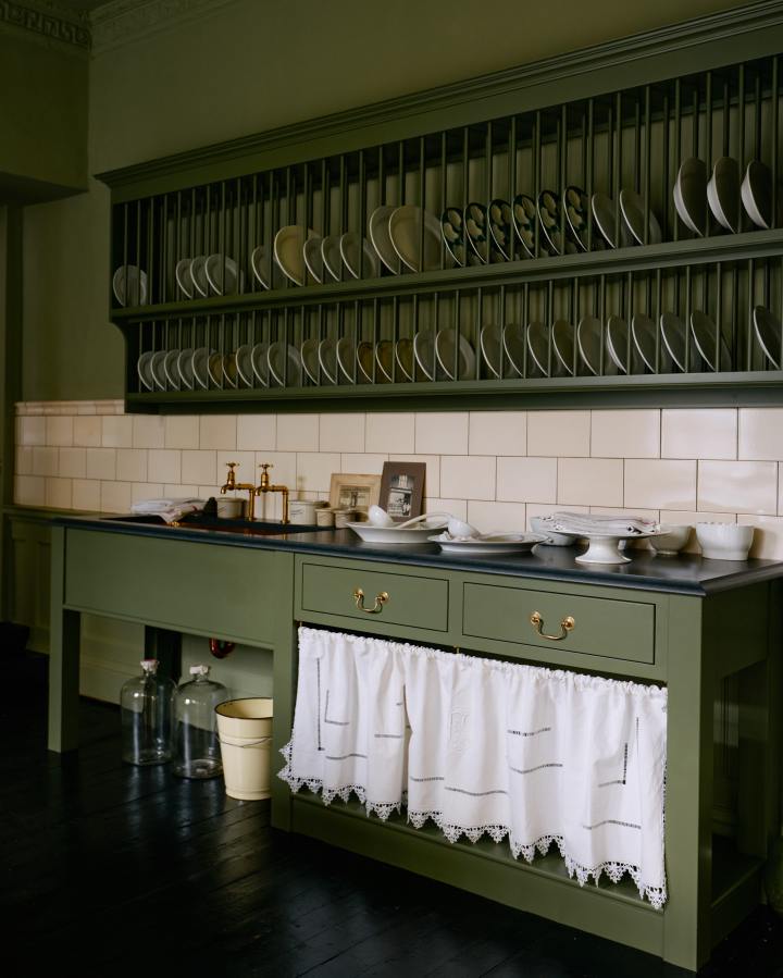 The Sink Cabinet