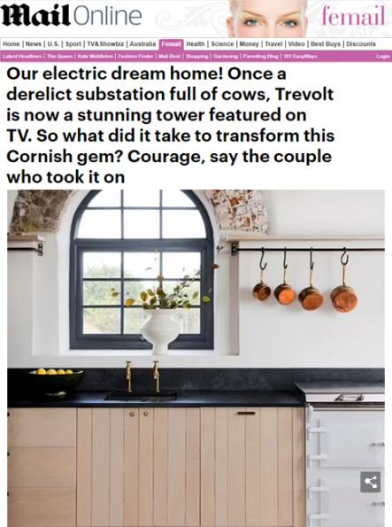 The Daily Mail Online - 16 October 2022