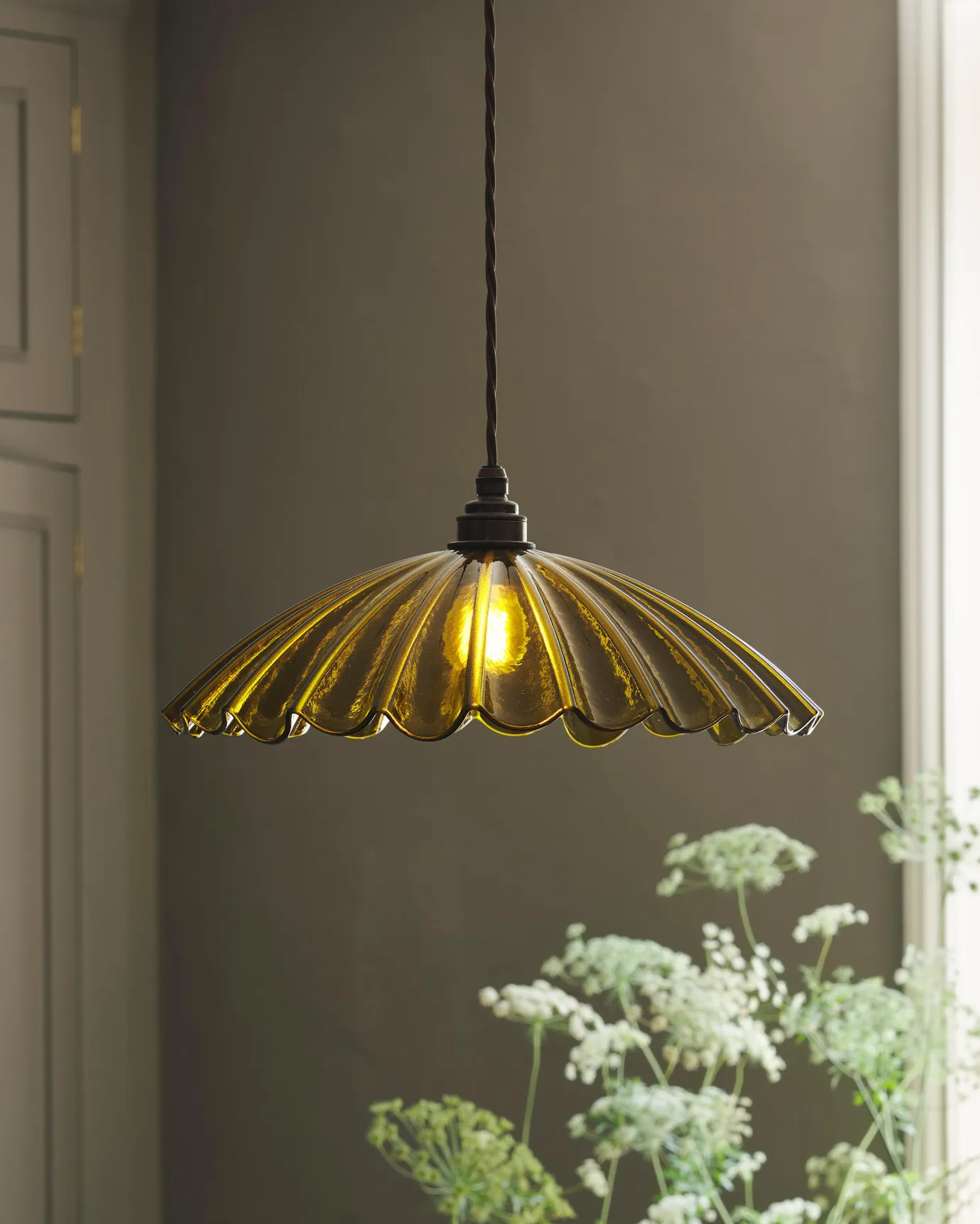 Glass Lights | deVOL Kitchens
