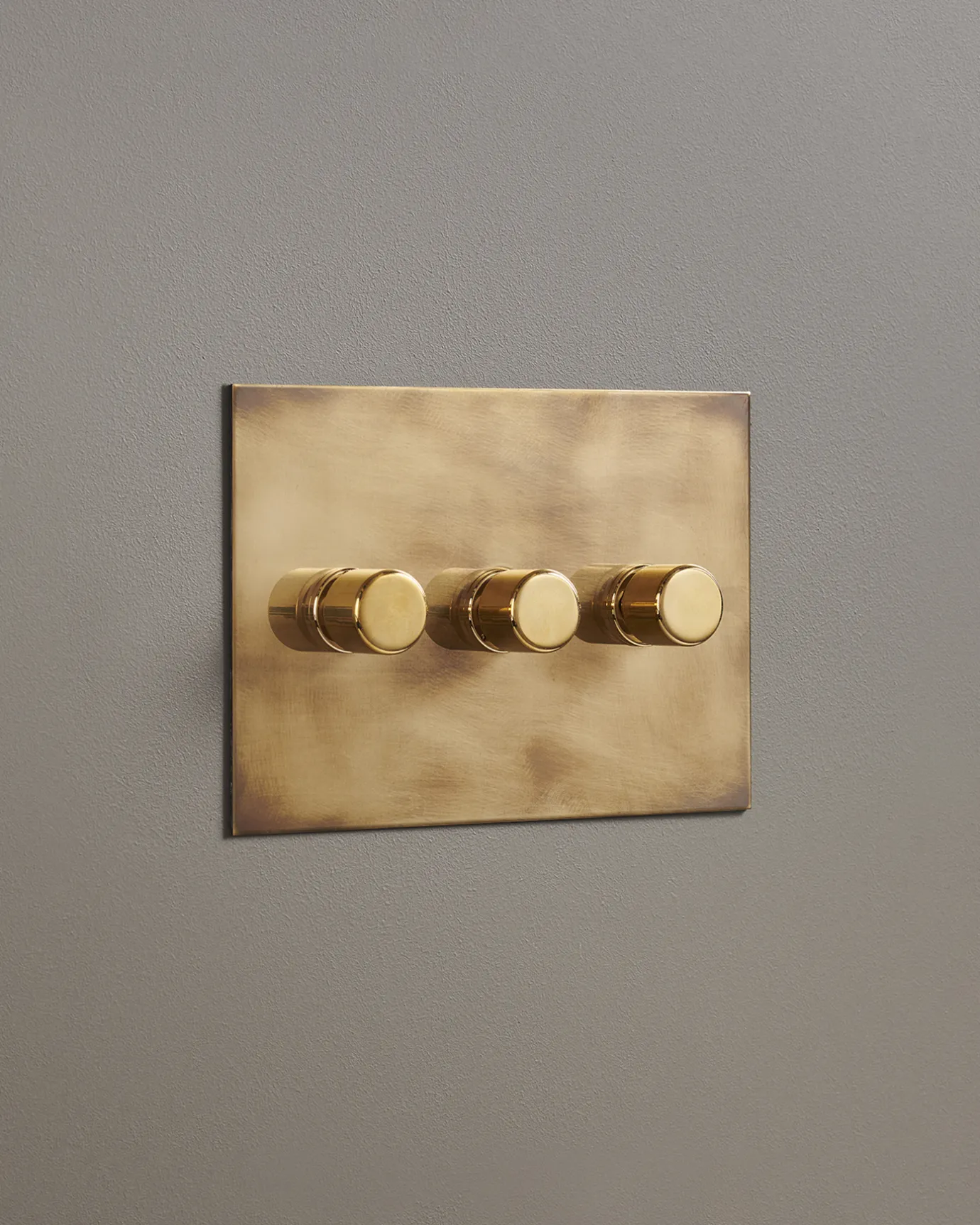 Switches and Sockets by Forbes & Lomax | deVOL Kitchens